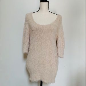 Knitted & Knotted | pink fuzzy scoop Neck sweater
